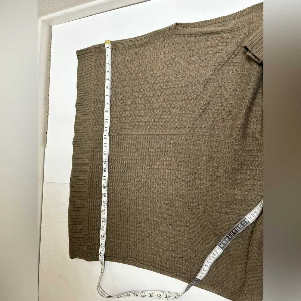 Beige brown mixed‎ textured knit poncho pique open sides, one size Lagenlook